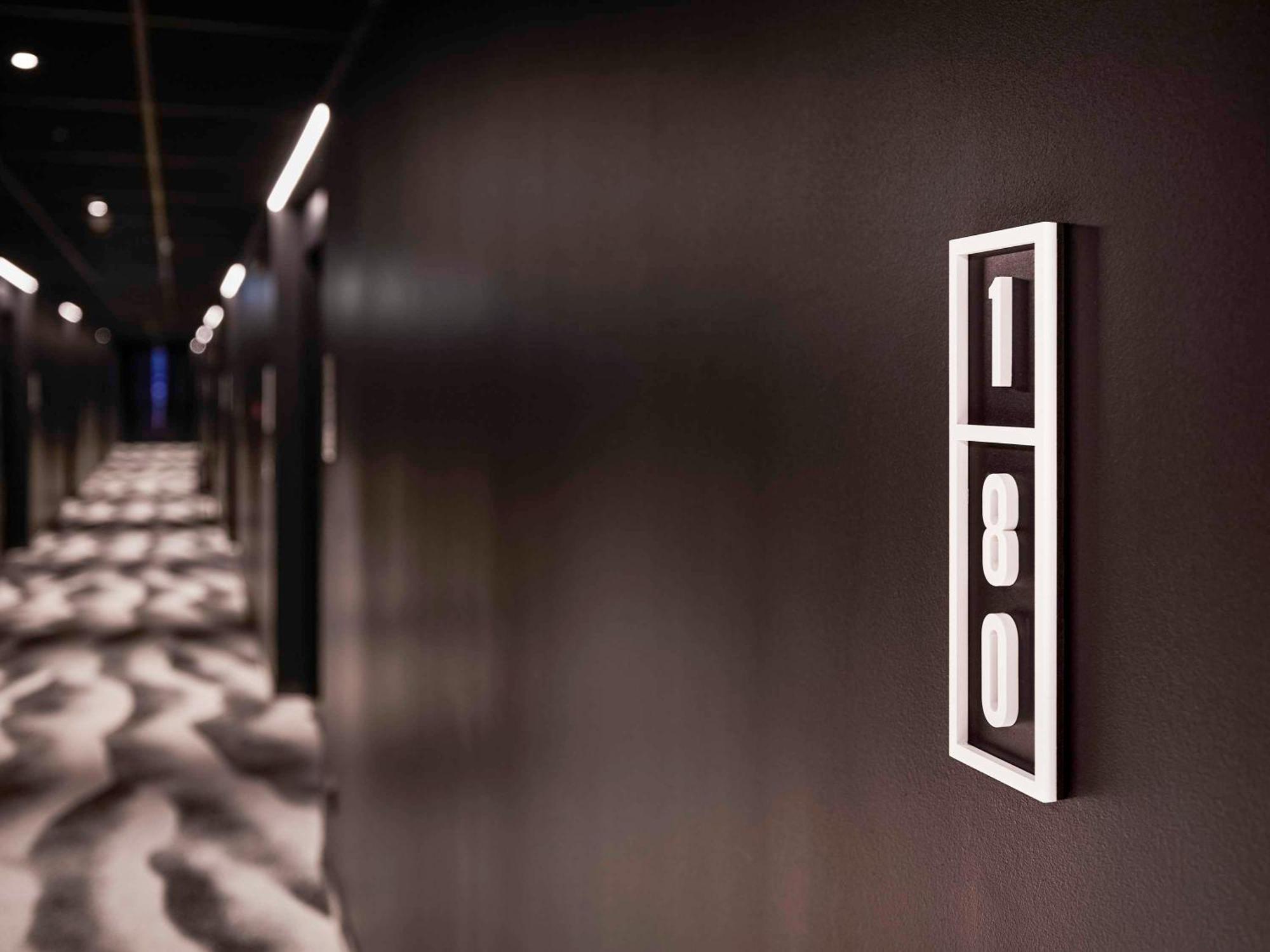 Tribe Milano Malpensa Hotel Vizzola Ticino Exterior foto