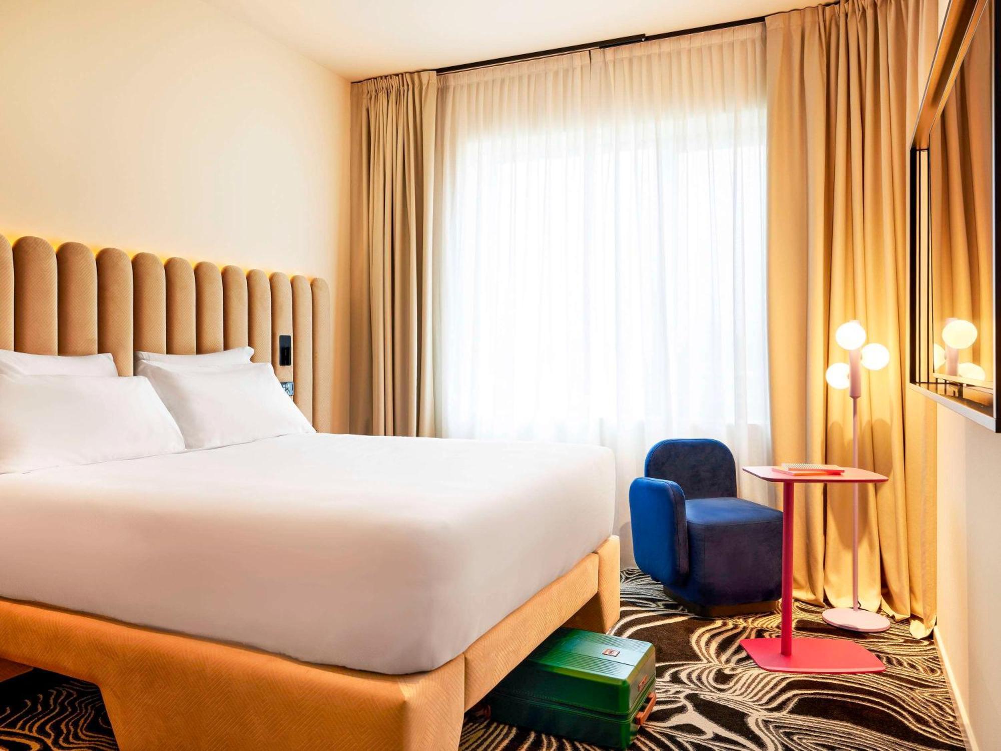 Tribe Milano Malpensa Hotel Vizzola Ticino Exterior foto